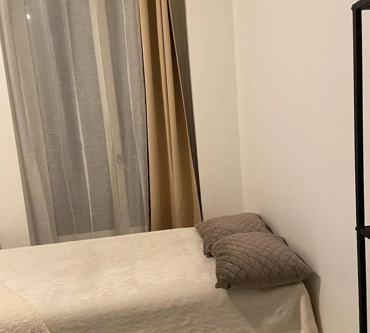 Studio Paradis Vert Gare Du Nord Párizs Franciaország